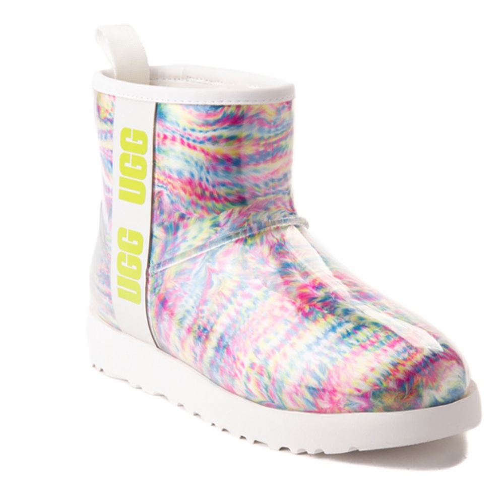 SOLD - NWOB Waterproof UGG Boots